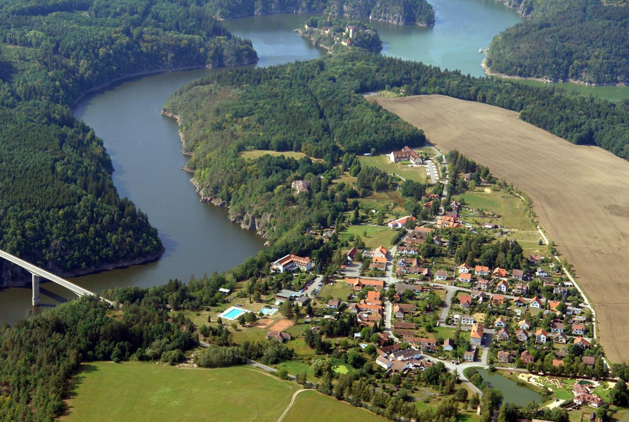 Resort Hotel Zvíkov Zvíkovské Podhradí Exterior foto